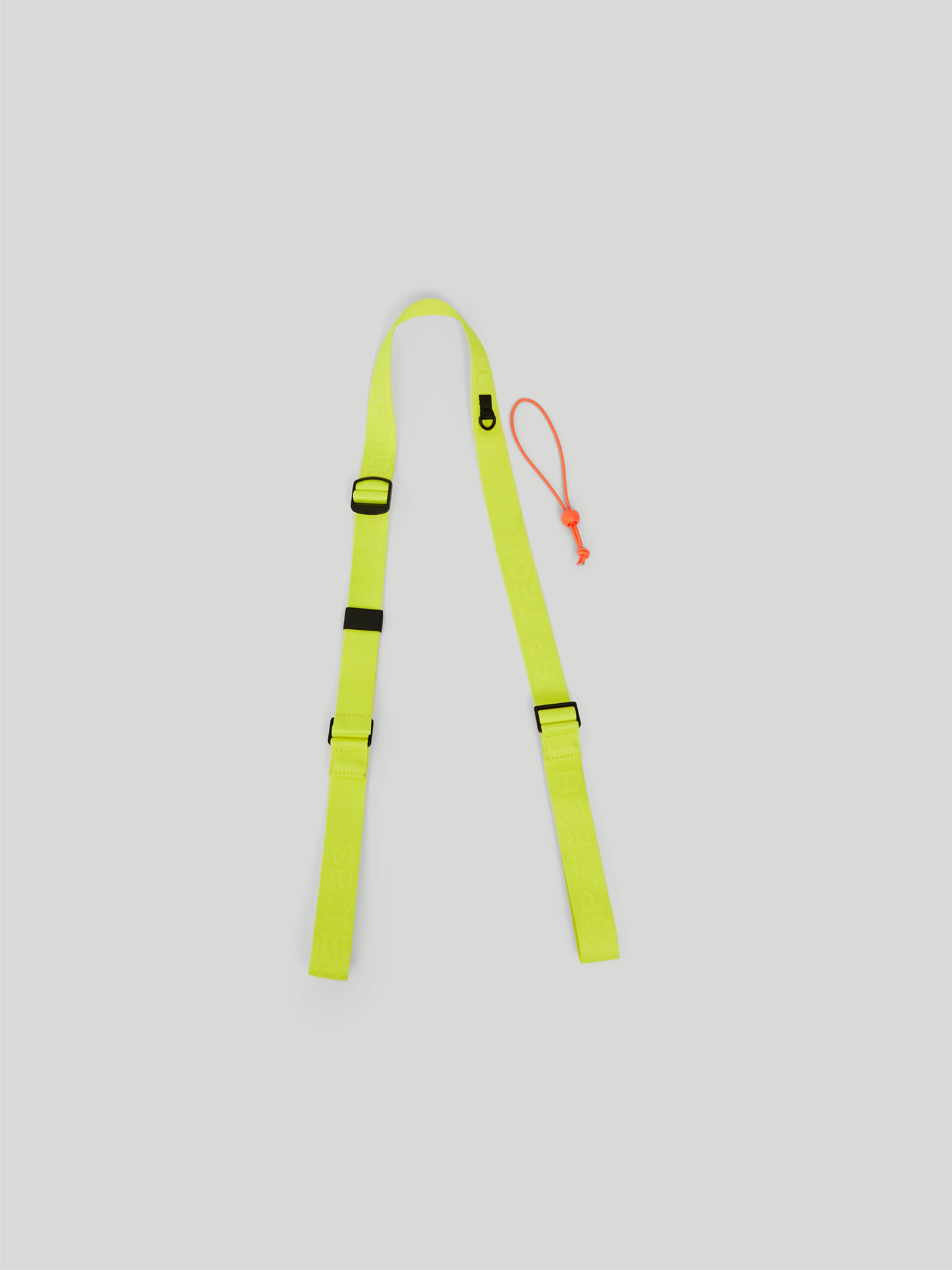 https://s3.amazonaws.com/a.storyblok.com/f/247851/9d4ae98a6c/tech-strap-yellow-01.jpg