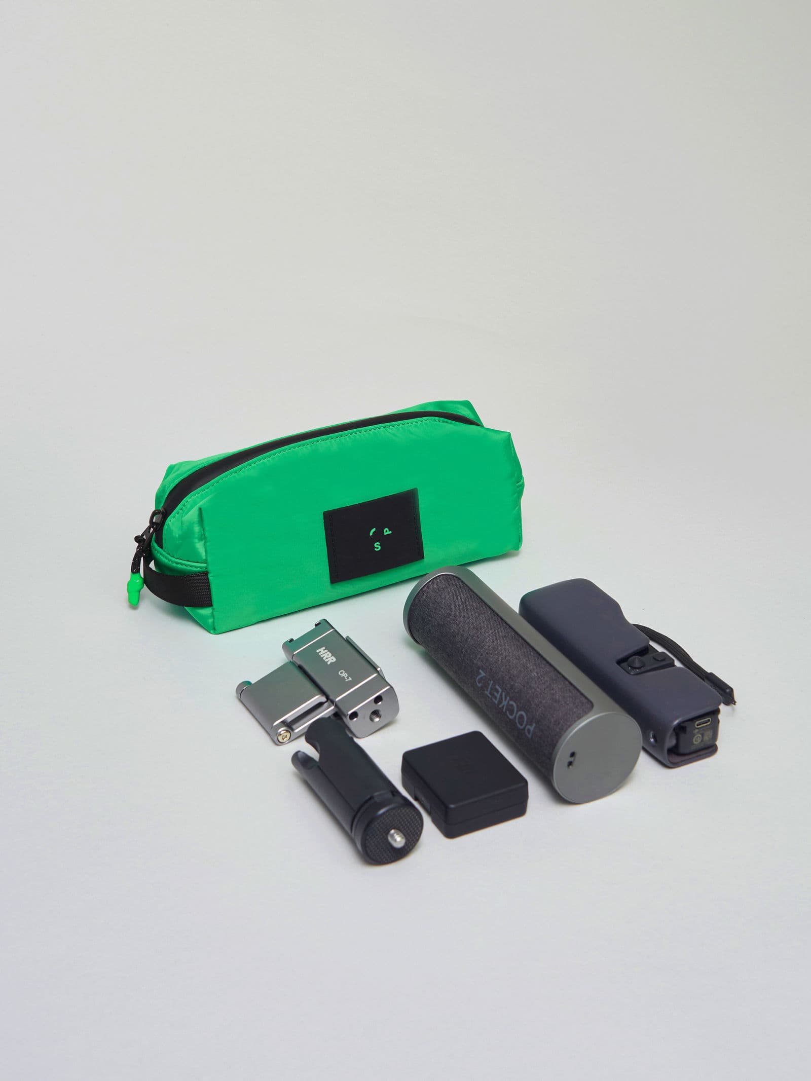 Boxy Organiser M Bright Green 4 - SP Tech