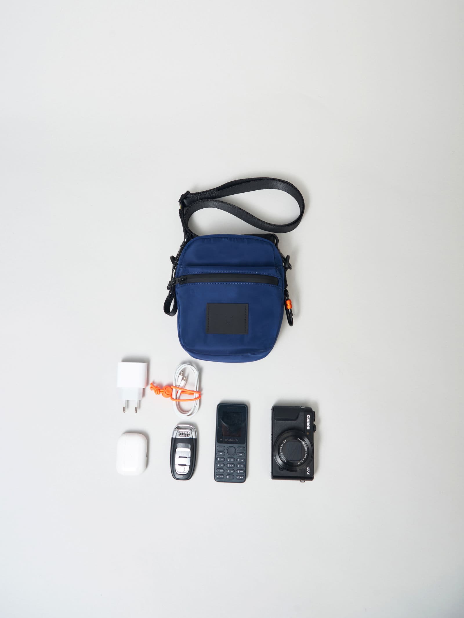 Shoulder Pouch Blue alternate view