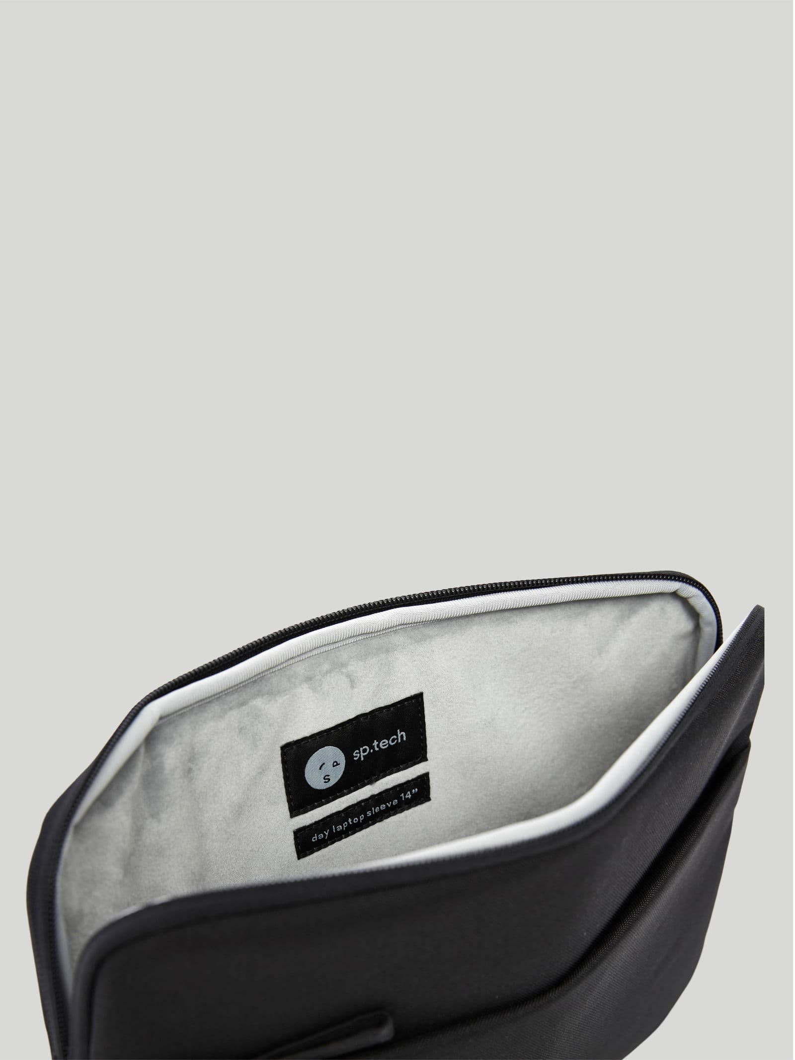 Day Laptop Sleeve 14" 4 - SP Tech